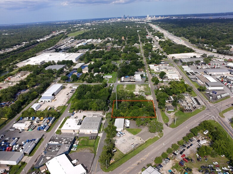 More Photos Of 4736 Hunt St, Jacksonville Warehouse For Sale