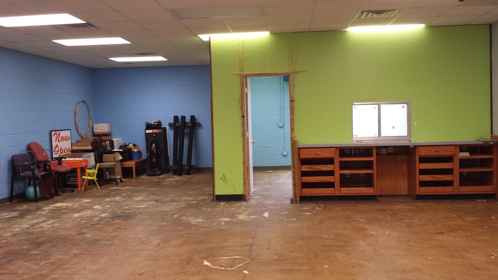 More Photos Of 102 Babcock Rd, San Antonio Medical For Lease