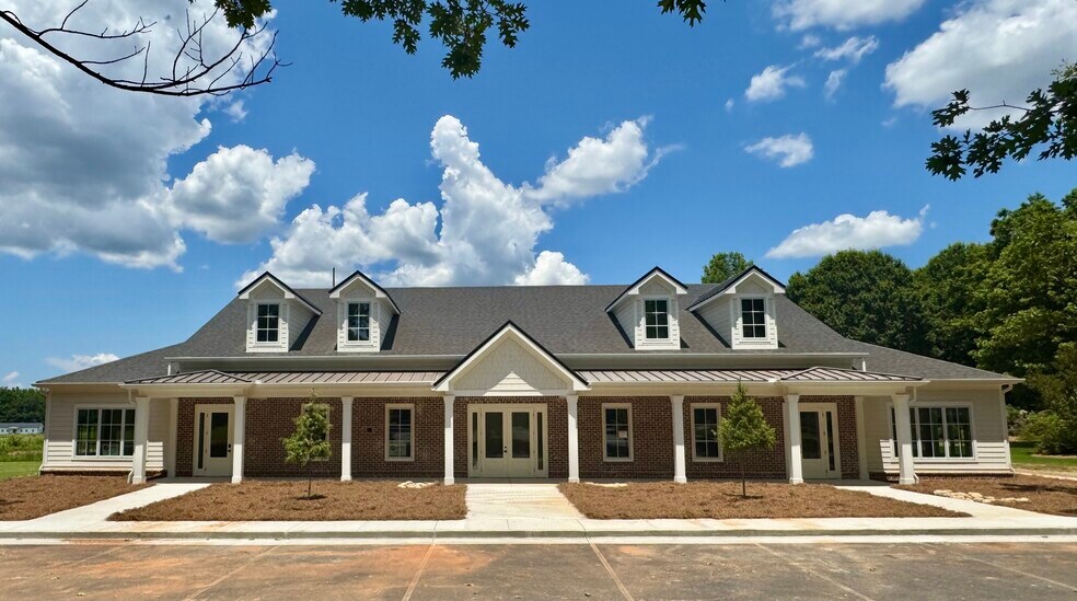 Primary Photo Of 1024 Twelve Oaks Dr, Watkinsville Office For Lease