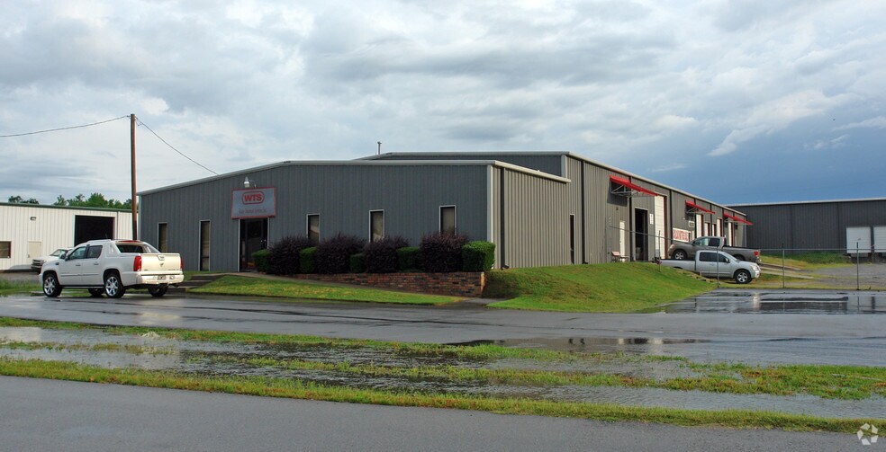 Primary Photo Of 16220 Alexander Rd, Alexander Warehouse For Lease