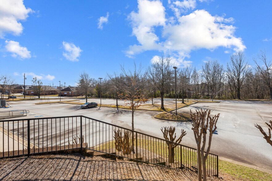 More Photos Of 1261 Commercial Dr SW, Conyers Medical For Lease