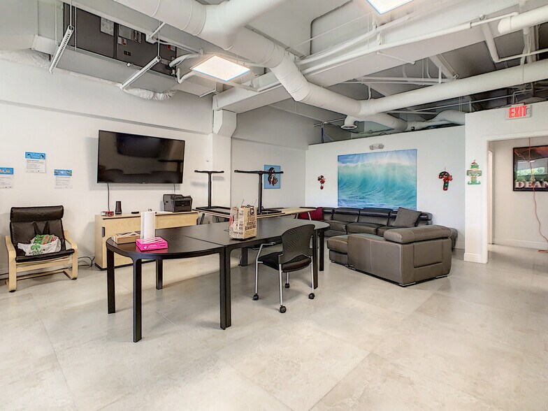 More Photos Of 777 SE 20th St, Fort Lauderdale Loft Creative Space For Lease