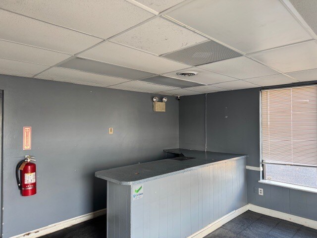More Photos Of 334 S White Horse Pike, Magnolia Auto Repair For Lease