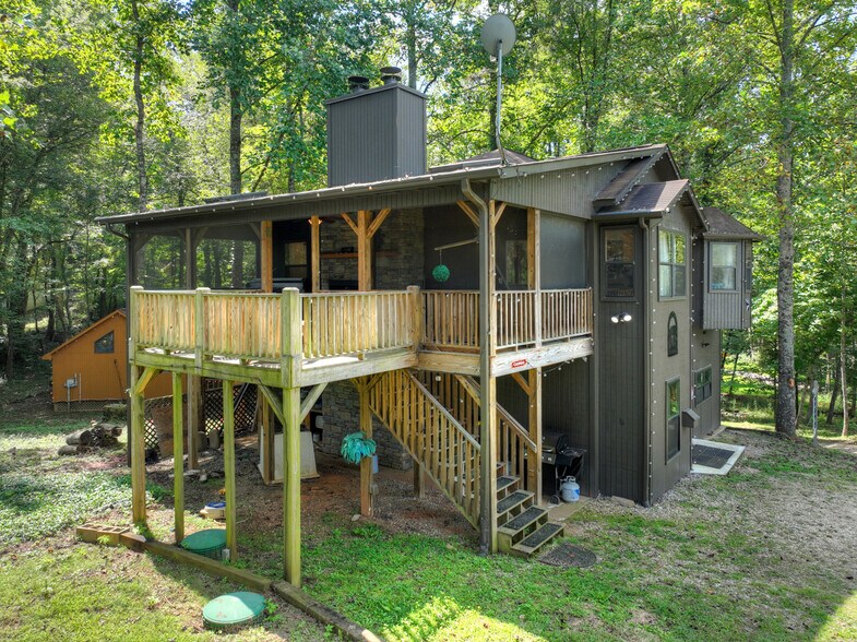 More Photos Of 77 Alpine Way, Blairsville Hotel For Sale