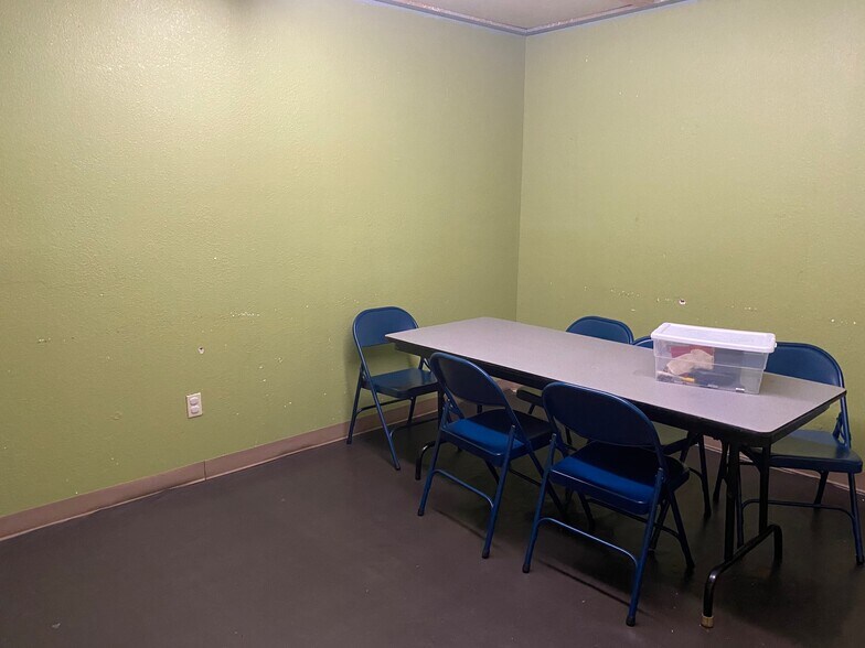 More Photos Of 1243 Nelle St, Tupelo Warehouse For Sale