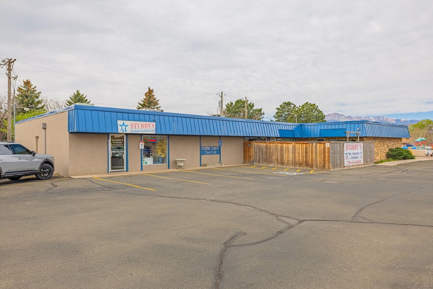 More Photos Of 1545 York Rd, Colorado Springs Freestanding For Sale