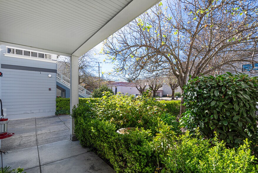 More Photos Of 418 Humboldt St, Santa Rosa Apartments For Sale