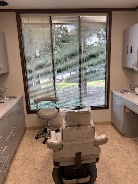 More Photos Of 322 SW 155th St, Burien Medical For Lease
