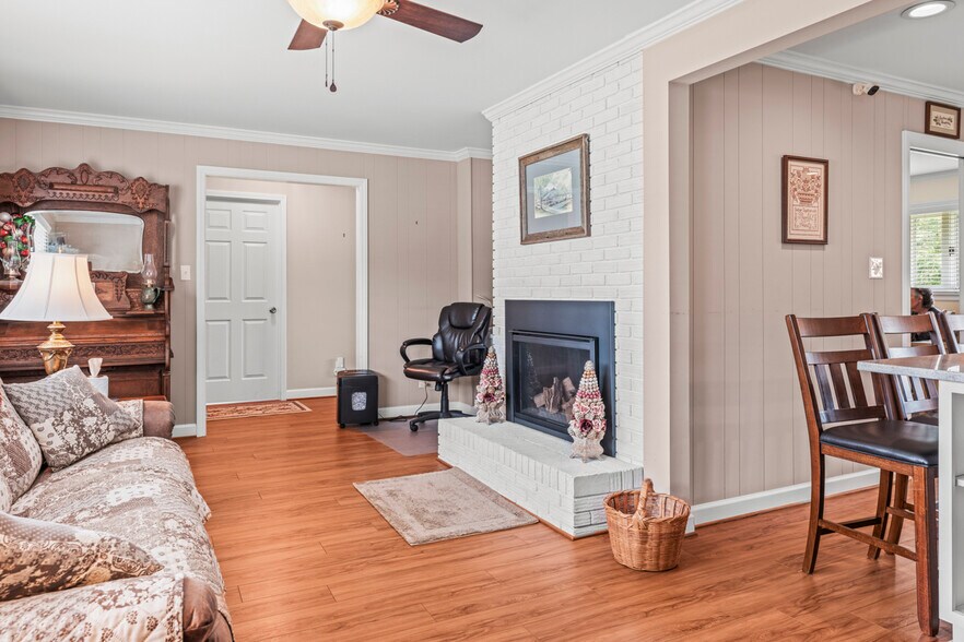 More Photos Of 128 Killian Farm Rd, Stanley Medical For Lease