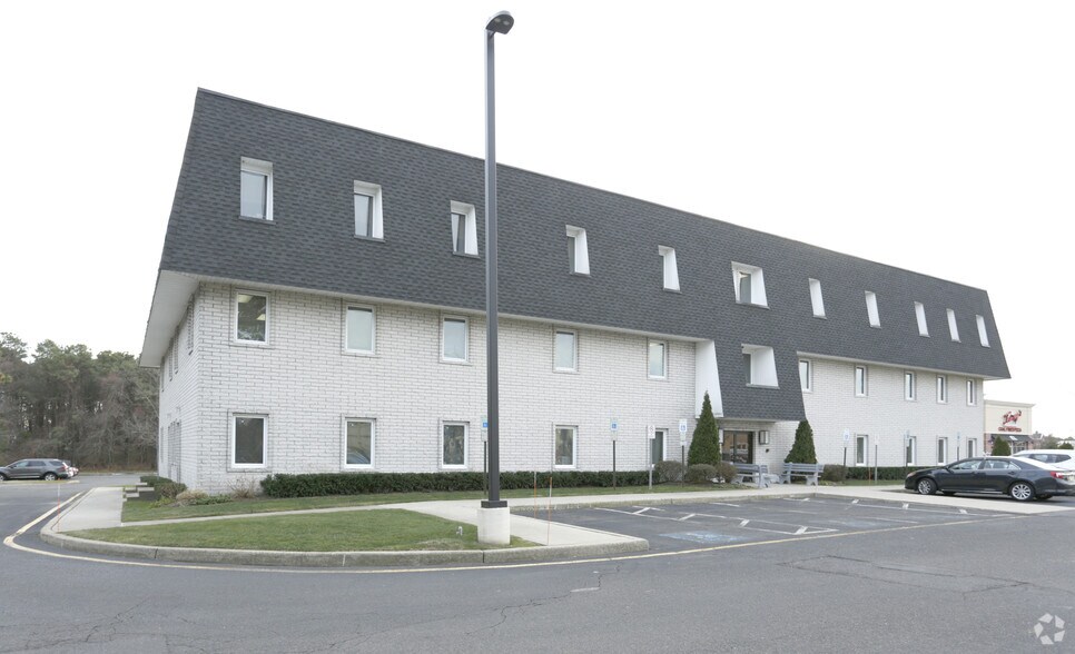 More Photos Of 525 Route 70, Brick Medical For Lease