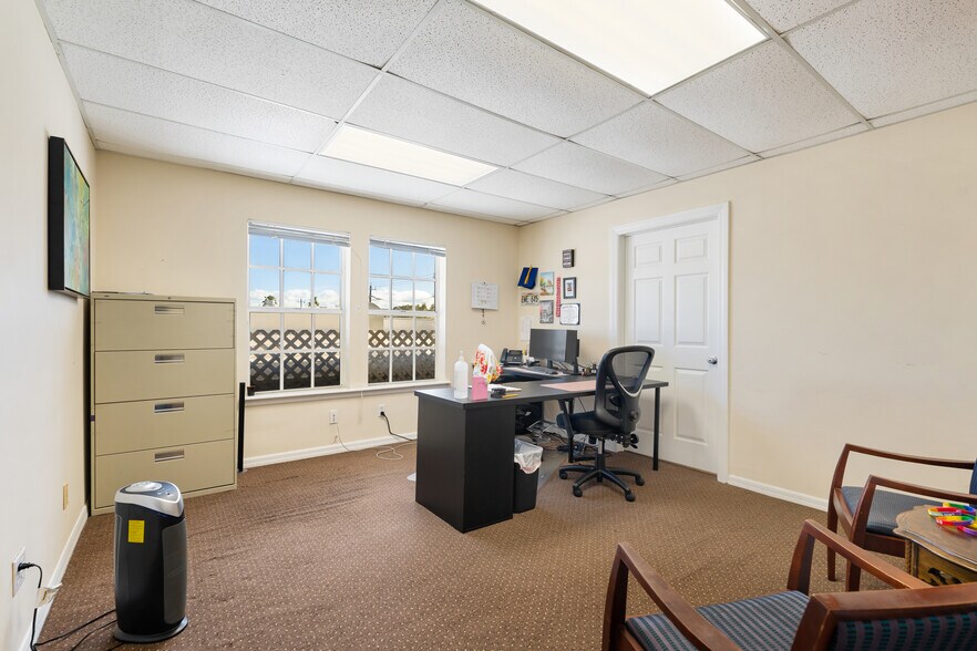 More Photos Of 1507 20th St, Vero Beach Medical For Sale