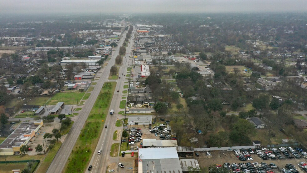 More Photos Of 7215 N Shepherd Dr, Houston Auto Repair For Sale