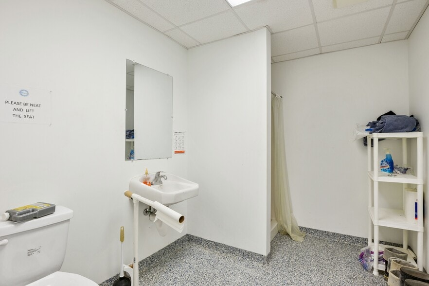 More Photos Of 29055 SW 107th Ave, Homestead Warehouse For Lease