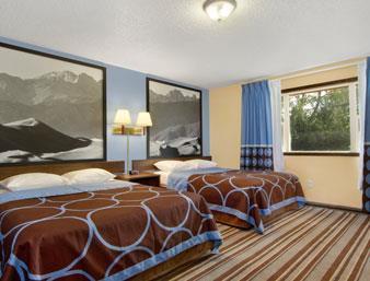 More Photos Of 525 W Rainbow Blvd, Salida Hotel For Sale