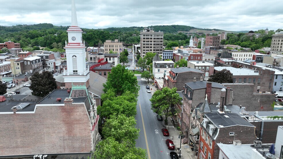 More Photos Of 28 N 3rd St, Easton Office Residential For Lease