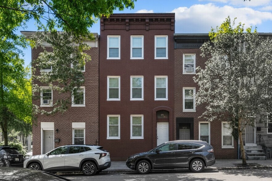 Primary Photo Of 873 W Lombard St, Baltimore Multifamily For Sale