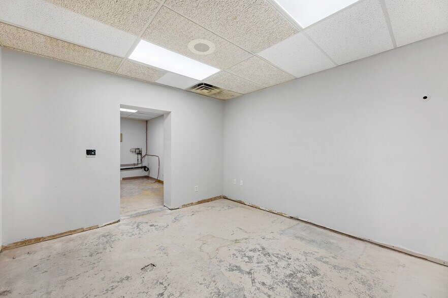 More Photos Of 2214 Route 37 E, Toms River Office For Lease