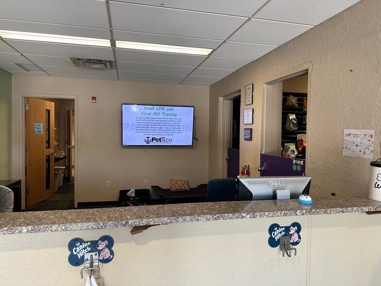 More Photos Of 222 N 44th St, Lincoln Freestanding For Sale