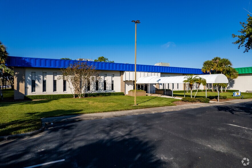 6021 S Rio Grande Ave, Orlando, FL 32809 For Lease