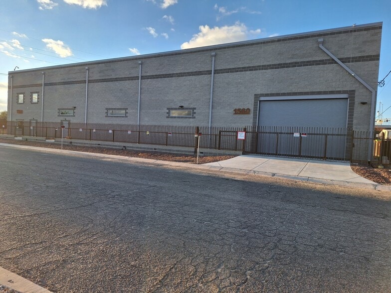 Primary Photo Of 1560 E 17th St, Tucson Warehouse For Lease