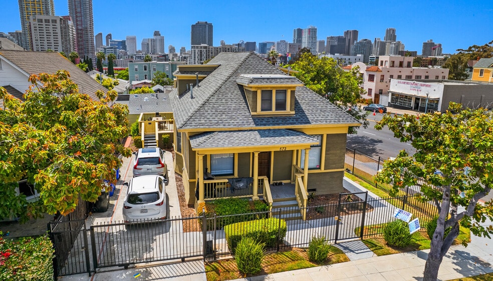 More Photos Of 572 21st St, San Diego Apartments For Sale