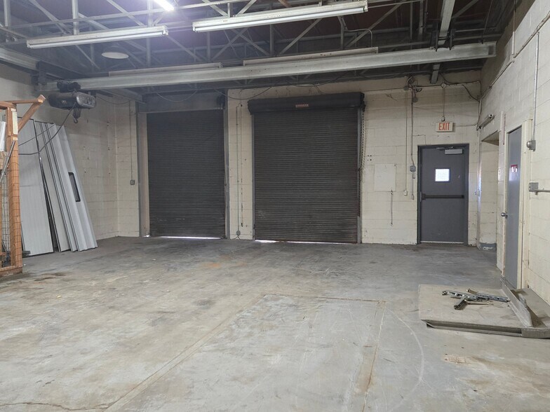 More Photos Of 23 N Division St, Auburn Manufacturing For Lease