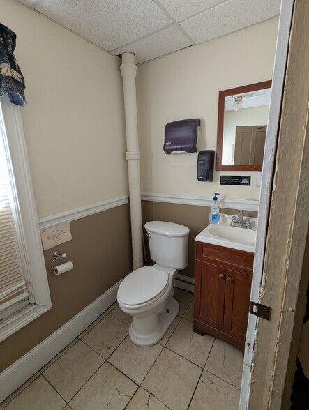 More Photos Of 17 Main St, Ballston Lake Restaurant For Lease
