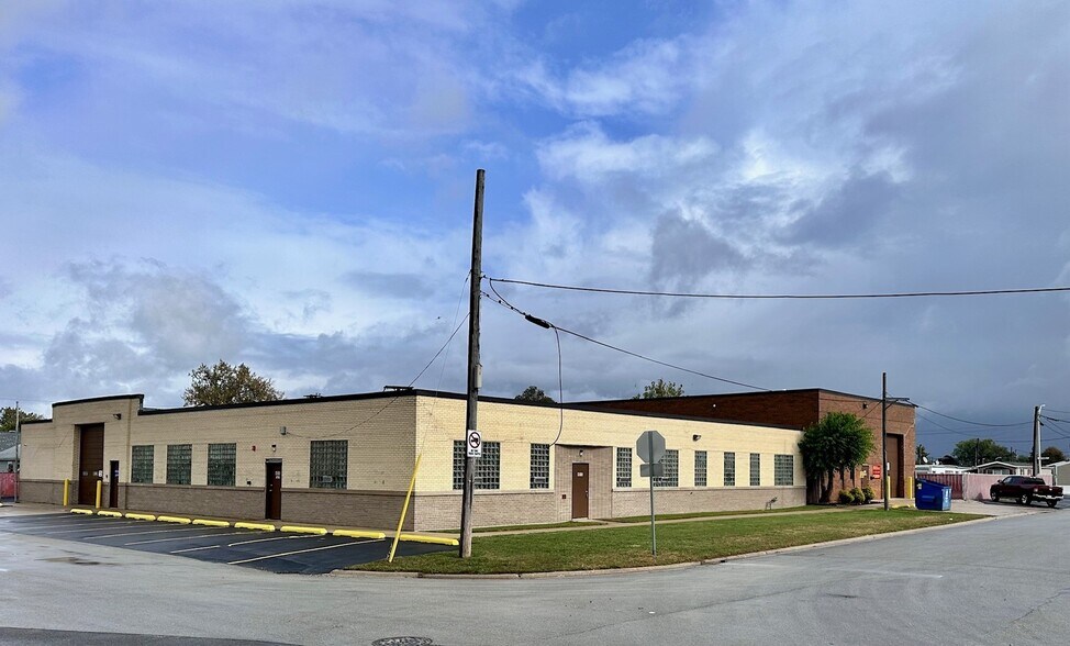 Primary Photo Of , Melrose Park Industrial For Sale