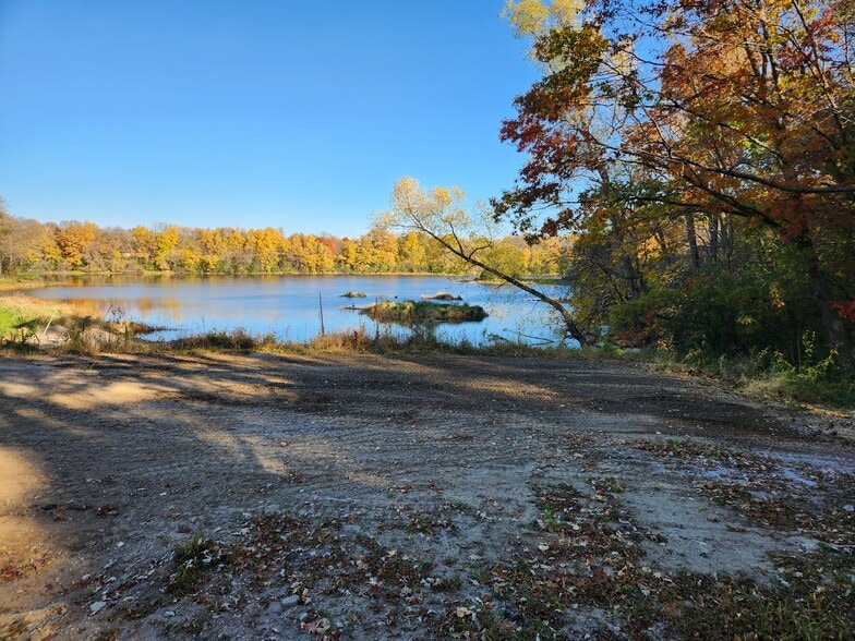 More Photos Of 4396 220th St E, Prior Lake Flex For Lease