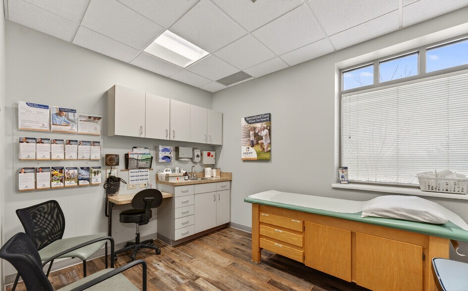 More Photos Of 12555 W National Ave, New Berlin Medical For Sale