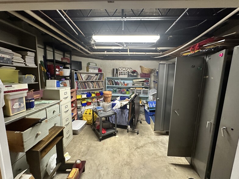 More Photos Of 600 Cooks Ln, Baltimore Religious Facility For Sale