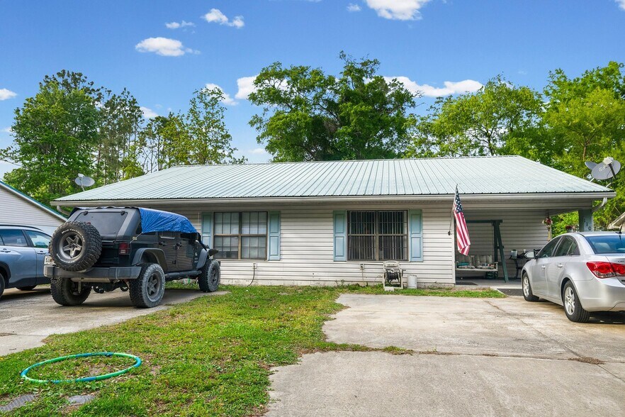 More Photos Of 209 Cannon St, Nahunta Multifamily For Sale