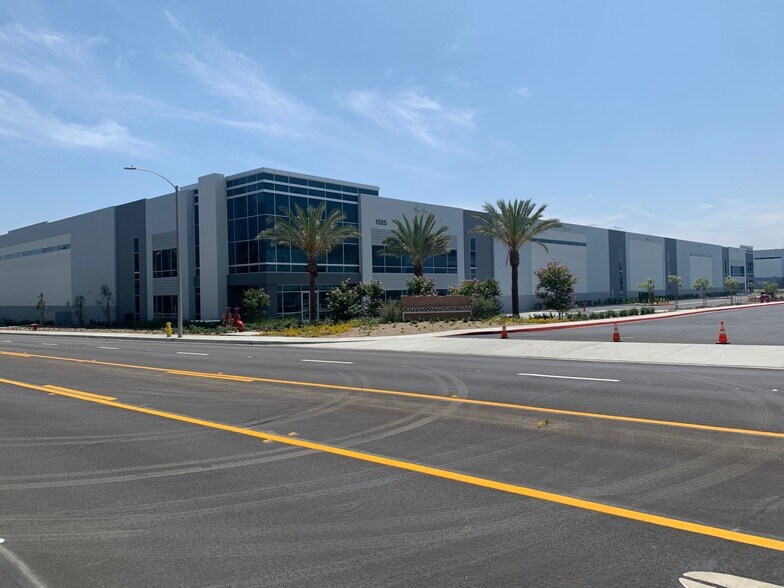 Primary Photo Of 1025 N Todd Ave, Azusa Unknown For Lease