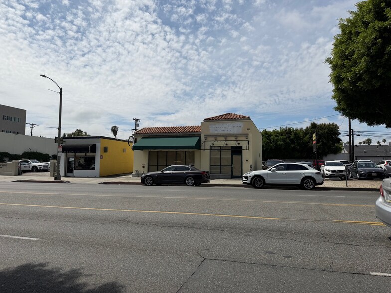 More Photos Of 257 S La Cienega Blvd, Beverly Hills Restaurant For Lease