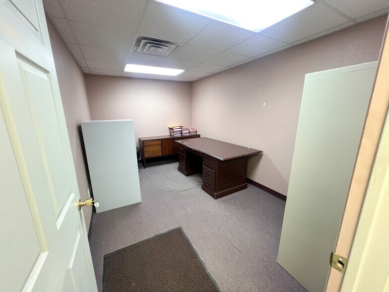 More Photos Of 7500 W Highway 80, Midland Industrial For Sale