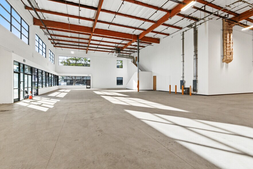 More Photos Of 4155-4165 E La Palma Ave, Anaheim Research And Development For Sale