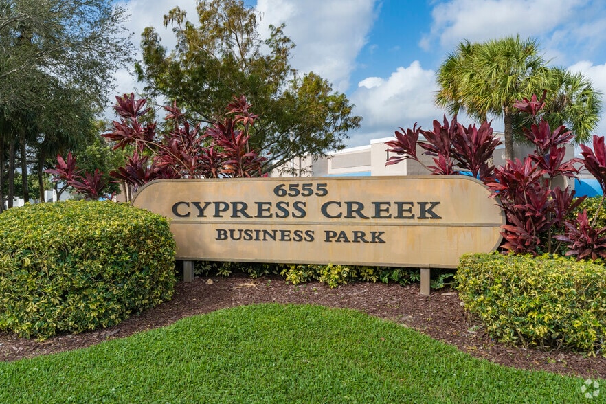 Primary Photo Of 6555 Powerline Rd, Fort Lauderdale Unknown For Lease