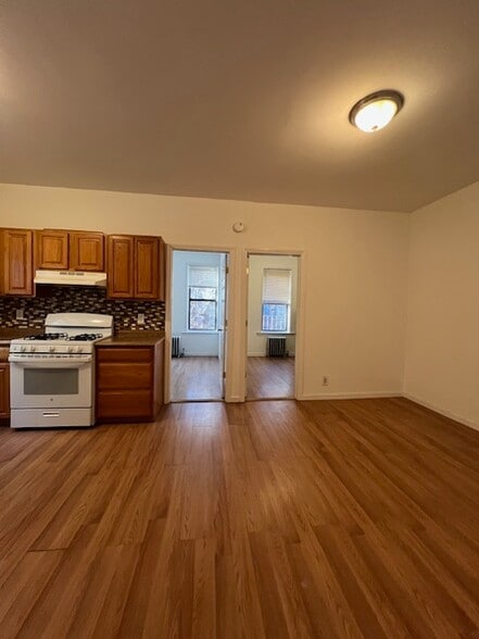 More Photos Of 3149 33rd St, Astoria Apartments For Sale