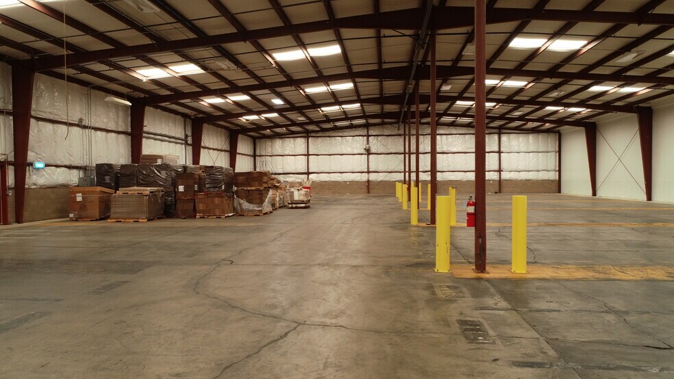 More Photos Of 506-530 El Roya Ave, Modesto Warehouse For Lease
