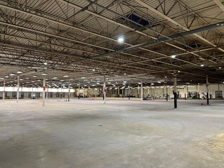 More Photos Of 533 Forest Rd, Hazleton Manufacturing For Sale