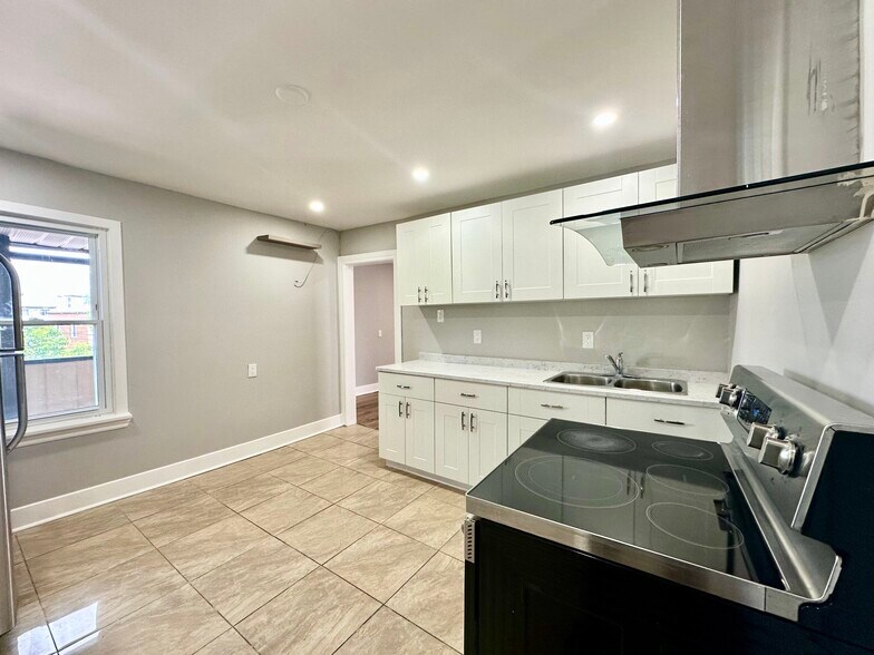 More Photos Of 240 Marier Ave, Ottawa Apartments For Sale