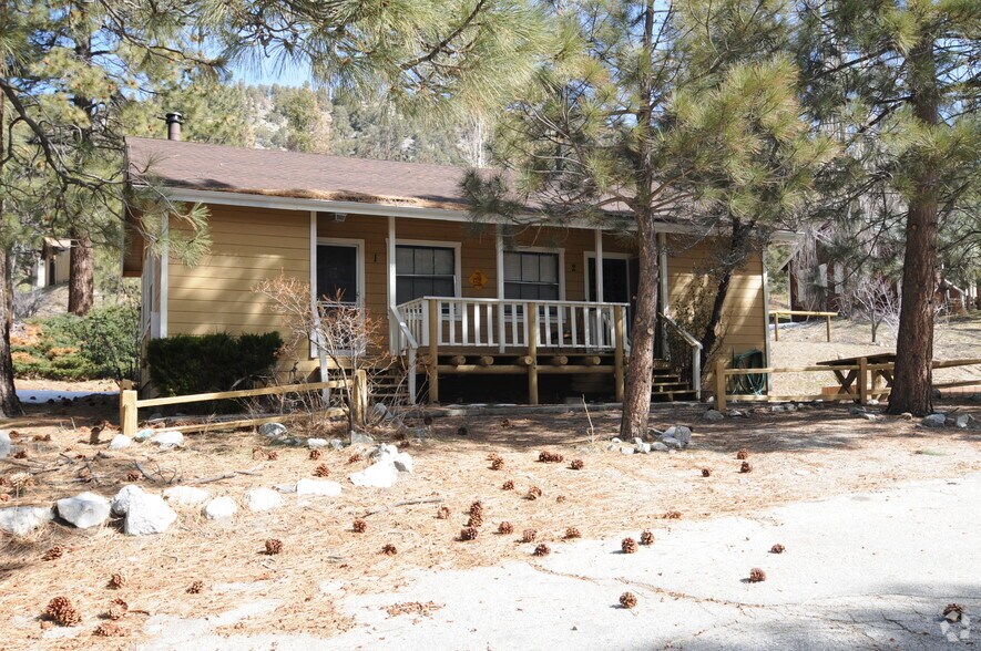 More Photos Of 1054-1098 State Highway 2, Wrightwood Hospitality For Sale