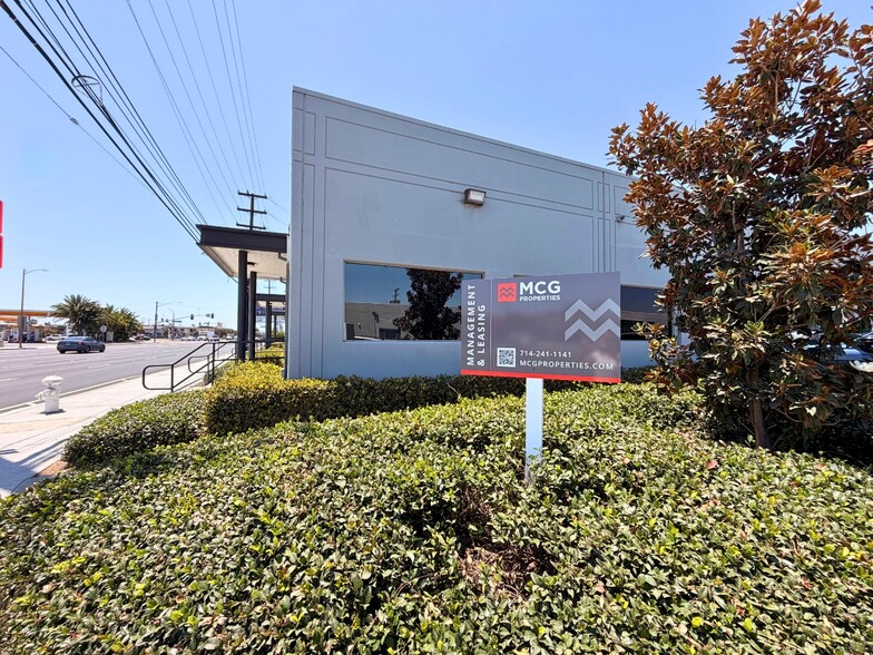 More Photos Of 1502-1520 S Grand Ave, Santa Ana Light Distribution For Lease
