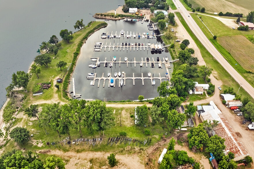 More Photos Of 35699 Highway 61 Blvd, Lake City Specialty For Sale