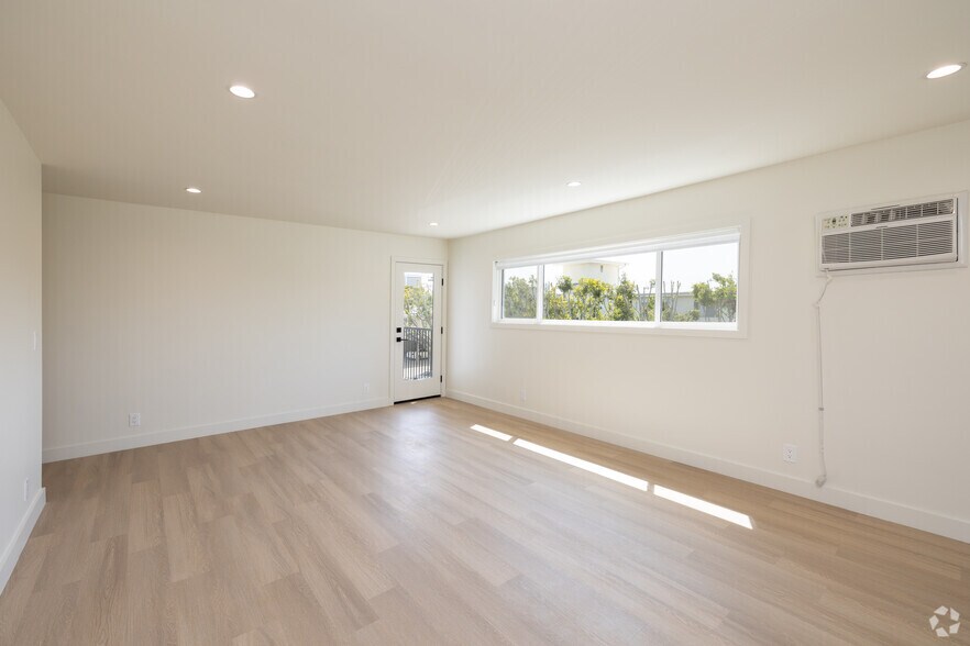 More Photos Of 1334 Barry Ave, Los Angeles Apartments For Sale