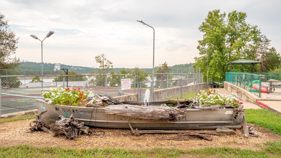 More Photos Of 509 LB Cook Memorial Dr, Theodosia Hotel For Sale