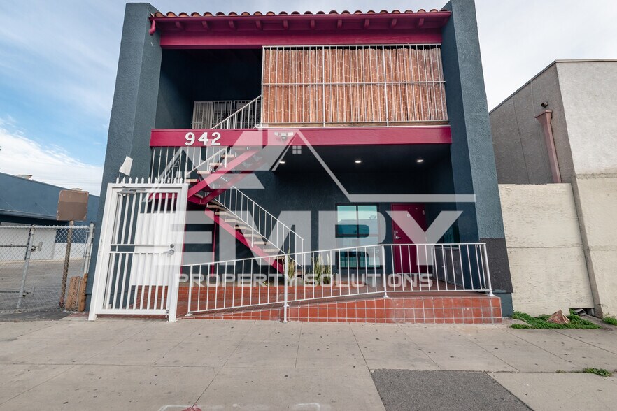 Primary Photo Of 942 S Gerhart Ave, Commerce Coworking Space