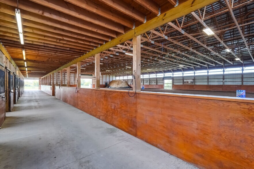 More Photos Of 1262 Fitzpatrick Rd, Auburn Specialty For Sale