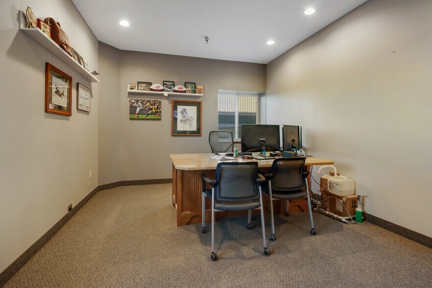 More Photos Of 653 Tower Dr, Cadott Manufacturing For Sale