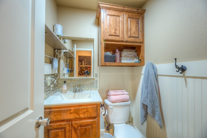 More Photos Of 862 W Taft Ave, Sapulpa Freestanding For Sale